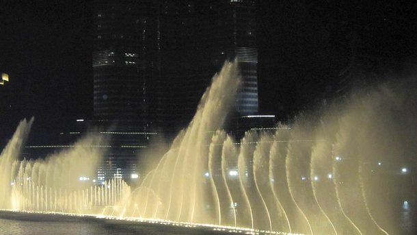 Dubai Dancing Fountains