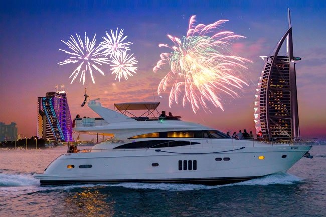 70 ft large yacht for private party on new year in Dubai