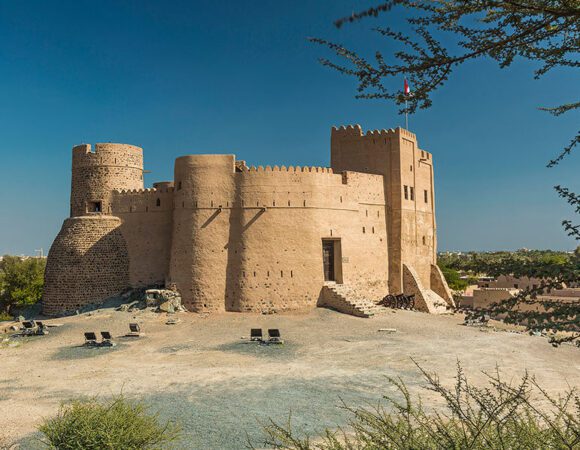 12 Best Places to Visit in Fujairah 2024