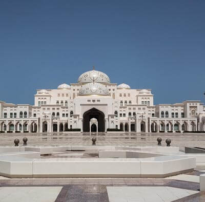 Abu Dhabi City Tour with Qasr Al Watan
